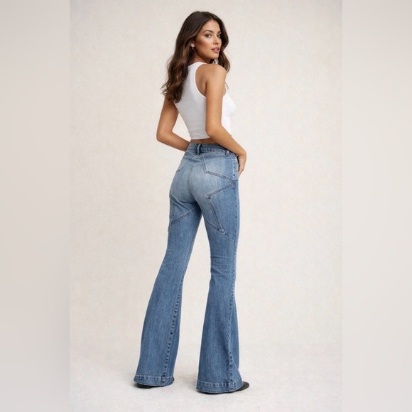 REVICE Denim - REVICE Venus Star Light Wash Ultra High Rise Flare Jeans, size 26
